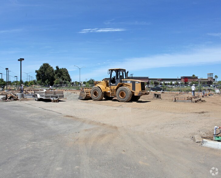 More Photos Of 4515 Fermi Pl, Davis Freestanding For Lease