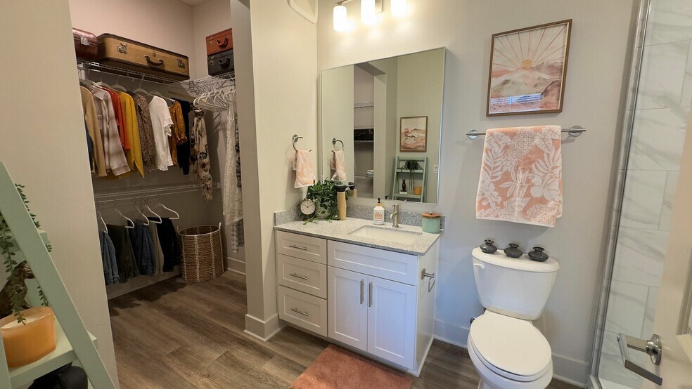 More Photos Of 3700 Monument Ave, Richmond Apartments For Sale