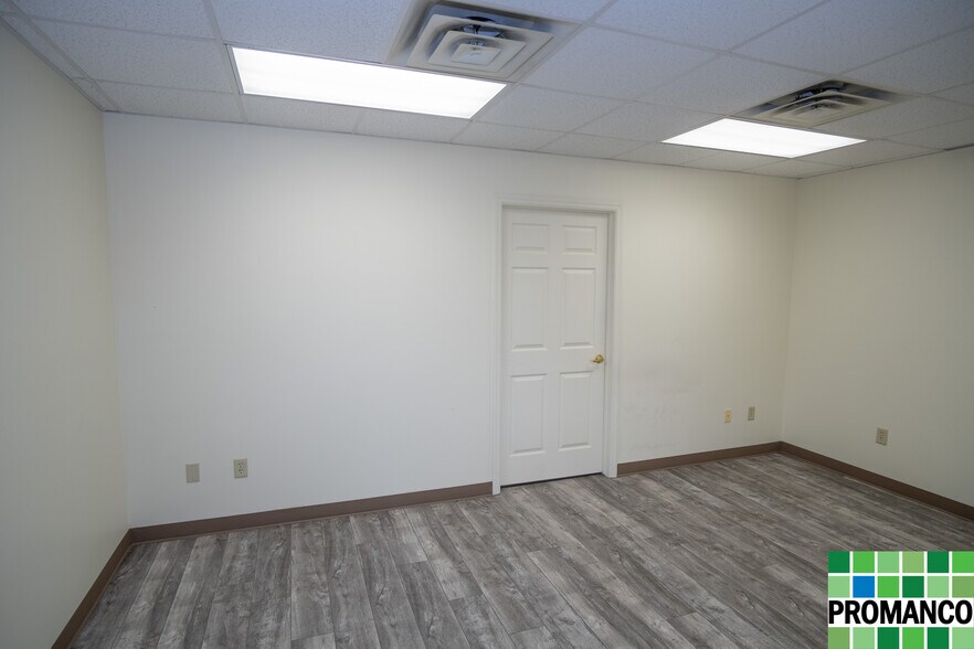 More Photos Of 111 Industry Rd, Marietta Light Distribution For Lease