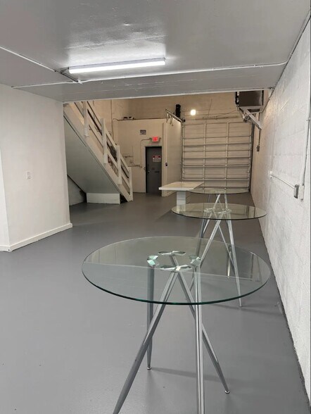 More Photos Of 664-672 NW 118th St, Miami Warehouse For Lease