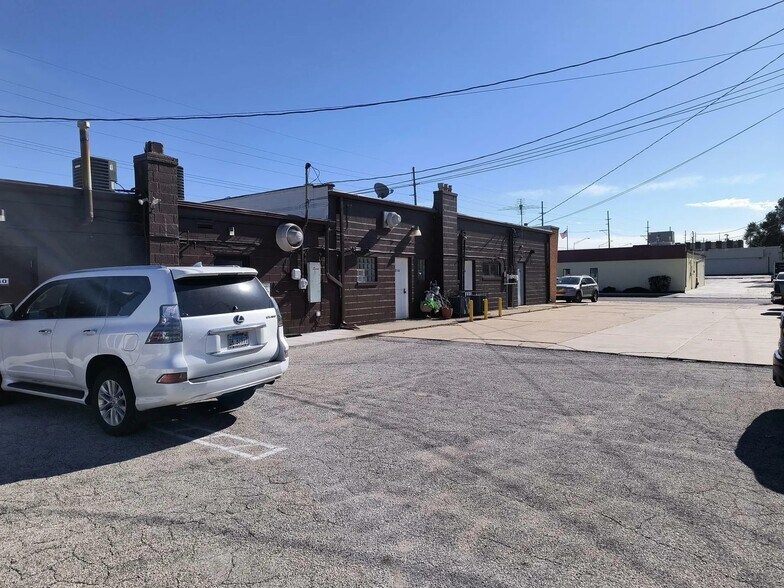 More Photos Of 8146 Calumet Ave, Munster Office For Sale