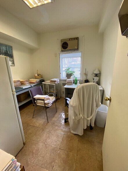 More Photos Of 2000 Kings Hwy, Brooklyn Apartments For Lease