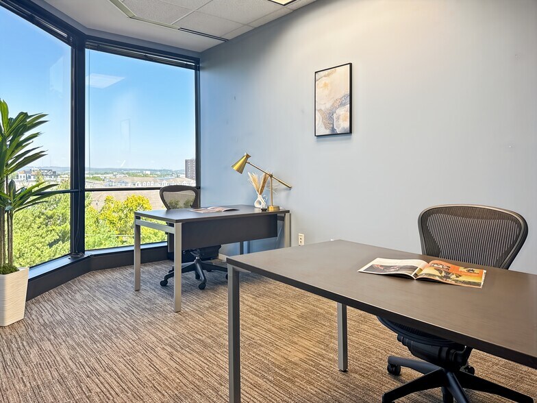 More Photos Of 3102 West End Ave, Nashville Coworking Space