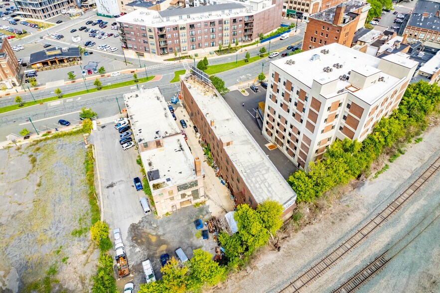 More Photos Of 180 Erie Blvd, Schenectady Office Residential For Sale