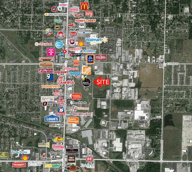 More Photos Of 2113 S Geneva Ave, Joplin Health Club For Sale