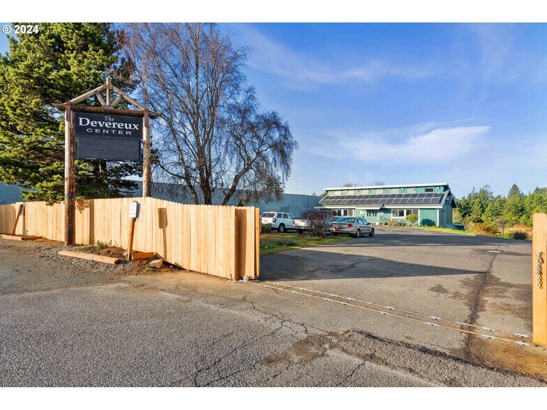 More Photos Of 1200 Newmark Ave, Coos Bay Medical For Sale