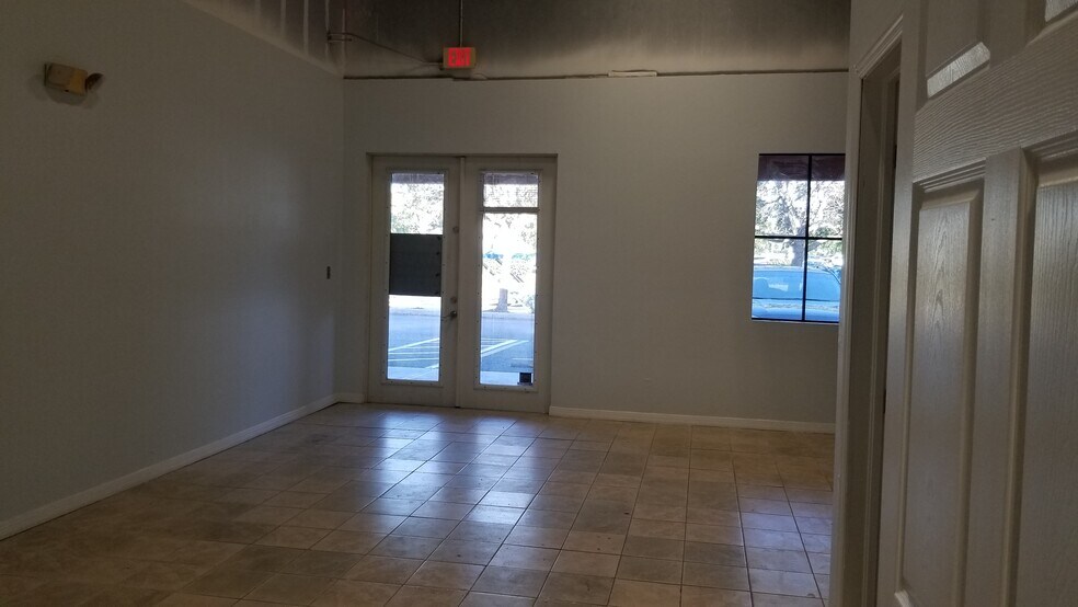 More Photos Of 413 NE Van Loon Ln, Cape Coral Light Distribution For Sale