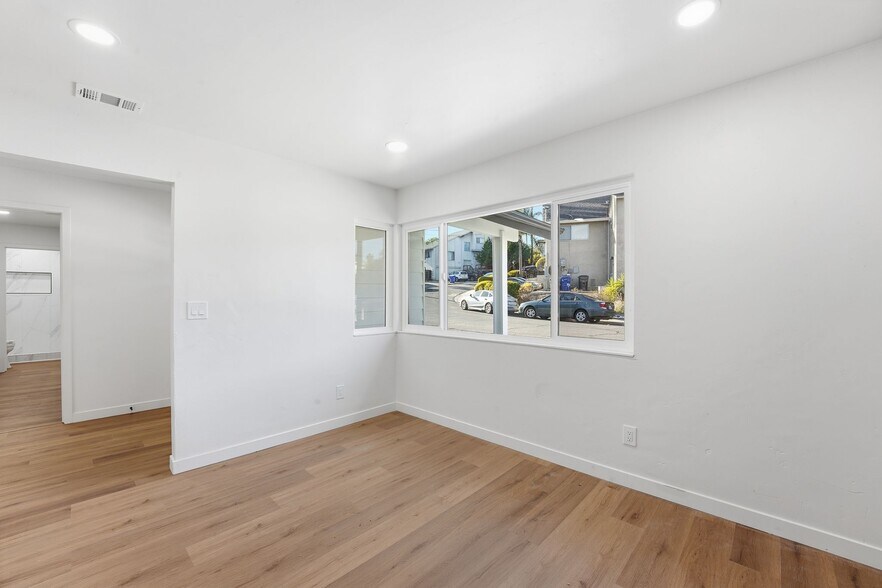 More Photos Of 5067 Alumni Pl, San Diego Multifamily For Sale