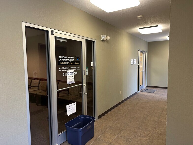 More Photos Of 215 S Andover Rd, Andover Medical For Lease