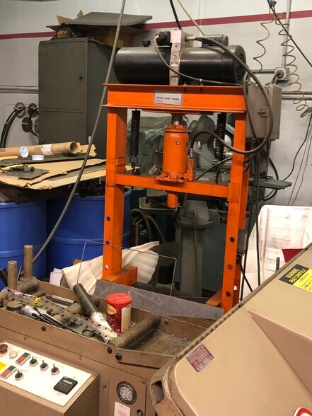 More Photos Of 1-32 Merry Ln, East Hanover Warehouse For Sale