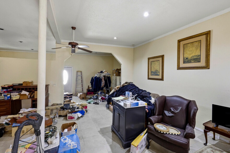 More Photos Of 1358 W Main St, Forest City Warehouse For Sale