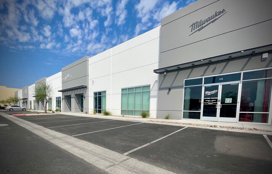 More Photos Of 6728 W Sunset Rd, Las Vegas Flex For Lease
