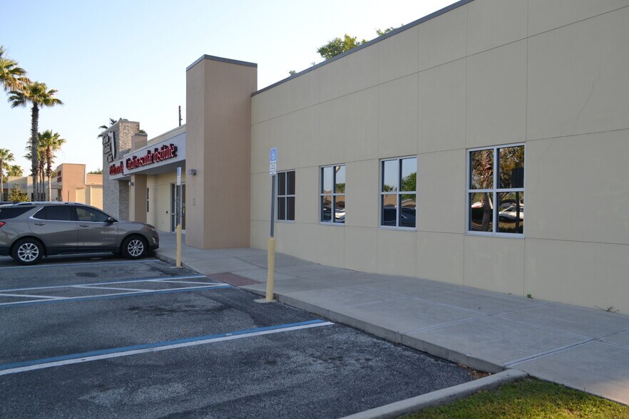 More Photos Of 6606 Stadium Dr, Zephyrhills Medical For Sale