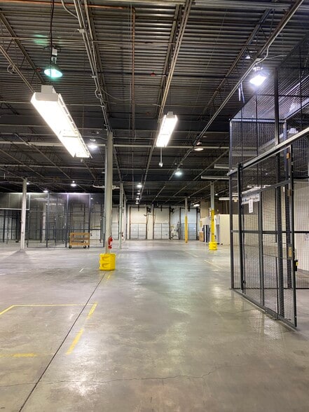 More Photos Of 100 Colin Dr, Holbrook Distribution For Lease