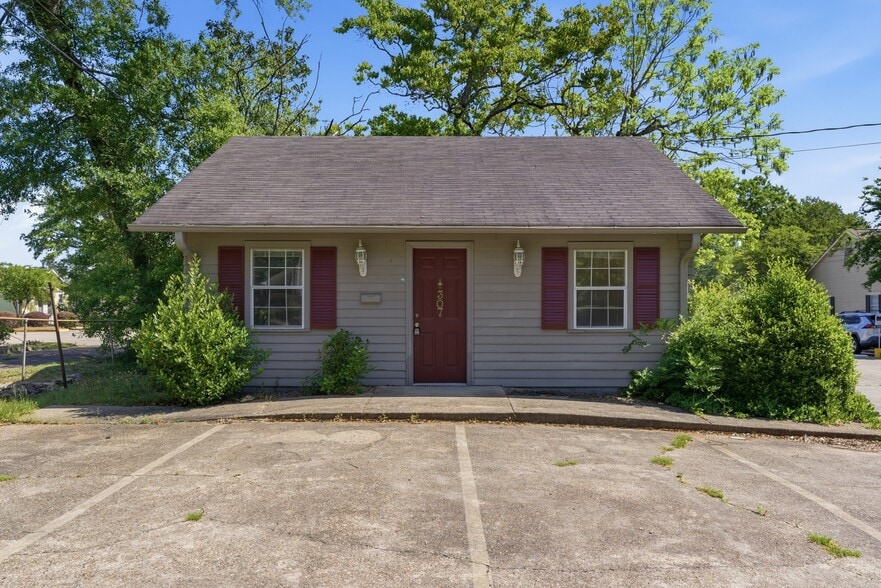 Primary Photo Of 307 3rd Ave, Hattiesburg Office For Sale