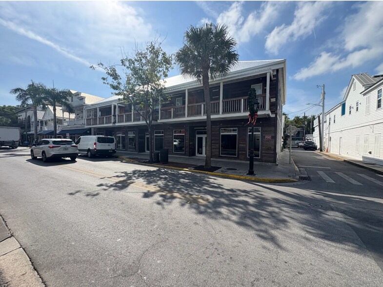 Primary Photo Of 210-216 Duval St, Key West General Retail For Lease