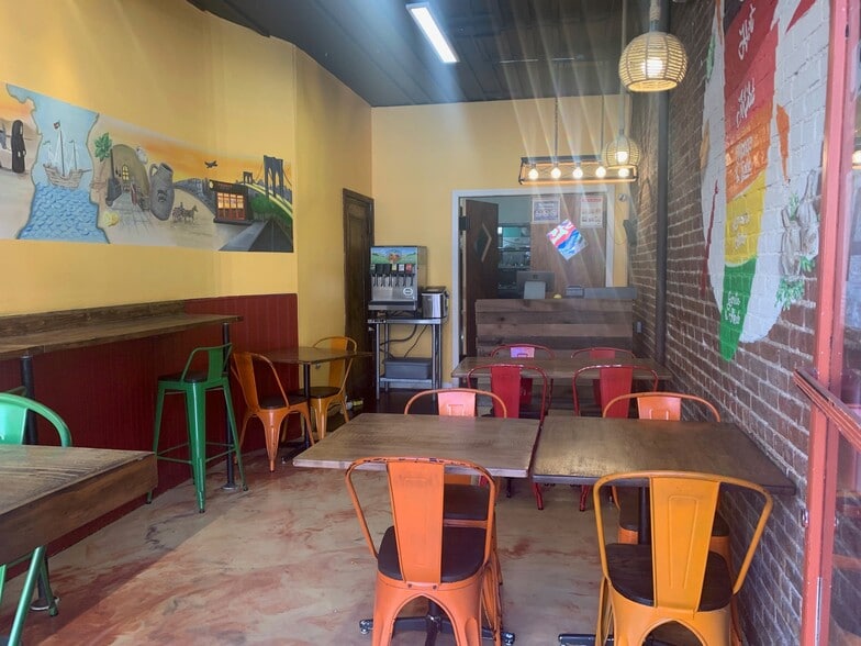 More Photos Of 804 Grand St, Brooklyn Restaurant For Lease