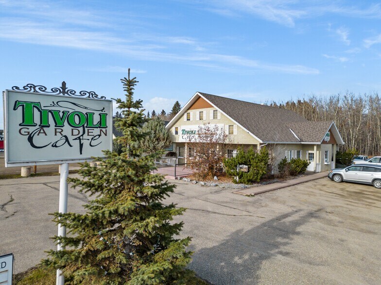 More Photos Of 1916 10th Av, Spruce View Restaurant For Sale