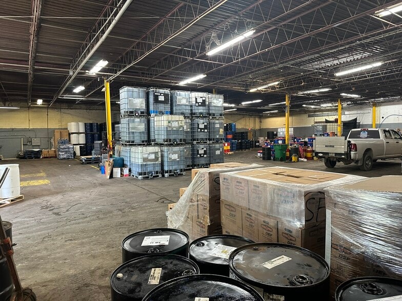 More Photos Of 126 New Pace Rd, Newcomerstown Warehouse For Sale