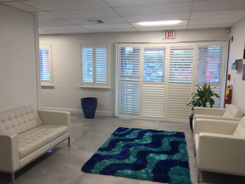 More Photos Of 5465 NW 36th St, Miami Springs Office For Sale