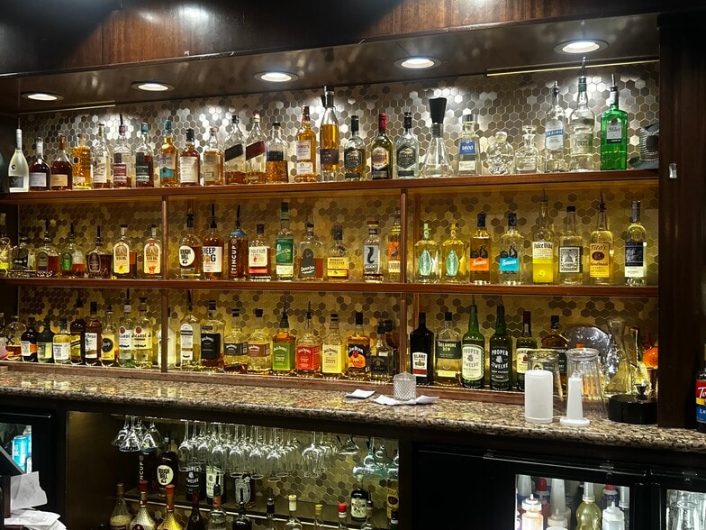 More Photos Of 1201 Market St, Redding Restaurant For Sale