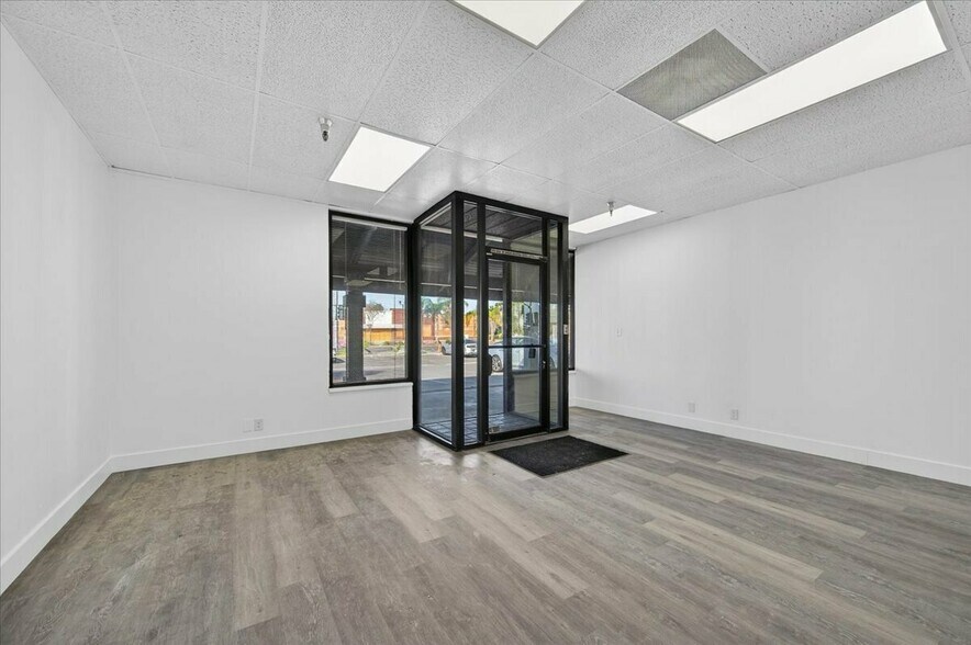 More Photos Of 820 N Alta Ave, Dinuba Unknown For Lease