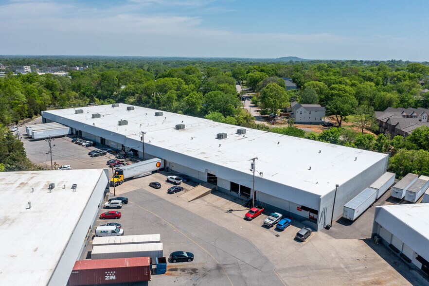 More Photos Of 3310-3422 Ambrose Ave, Nashville Unknown For Lease