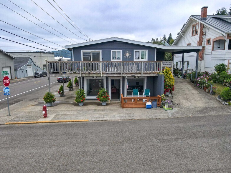 More Photos Of 582 Winchester Ave, Reedsport Storefront Retail Residential For Sale
