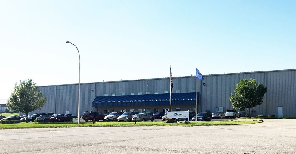 Primary Photo Of 1805 Industrial Ct, Belvidere Warehouse For Lease