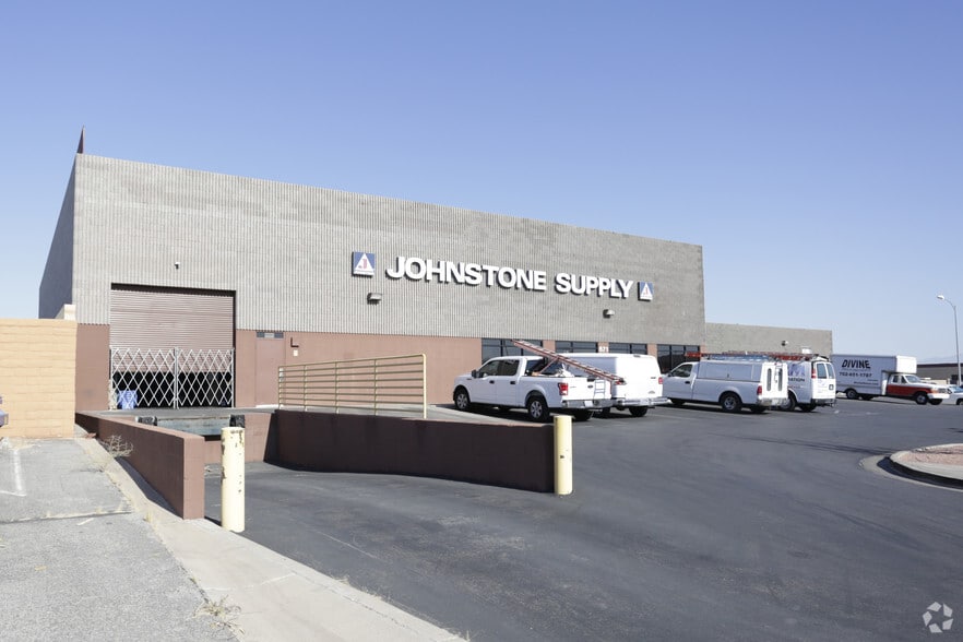 More Photos Of 671 Middlegate Rd, Henderson Warehouse For Lease