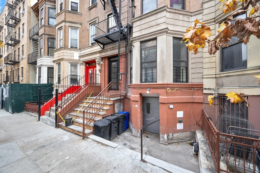 More Photos Of 1550 Bryant Ave, Bronx Apartments For Sale