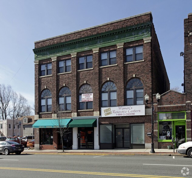 More Photos Of 180 Bloomfield Ave, Montclair Office Residential For Lease