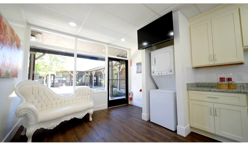 More Photos Of 5065 Deer Valley Rd, Antioch Medical For Lease