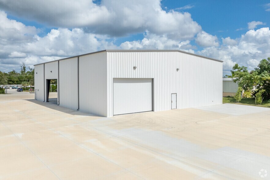More Photos Of 10160 Mallory East Pky, Saint James City Industrial For Sale