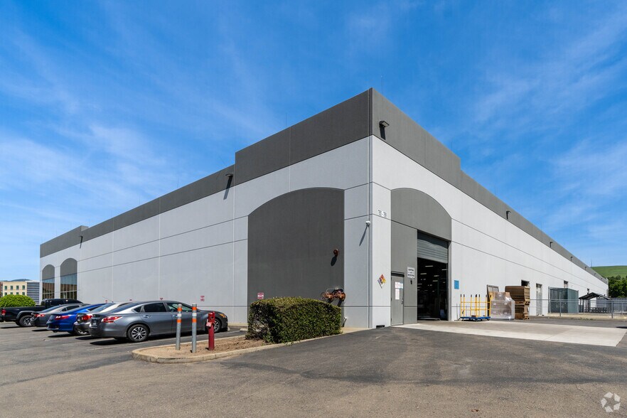 More Photos Of 7855 Southfront Rd, Livermore Light Manufacturing For Sale