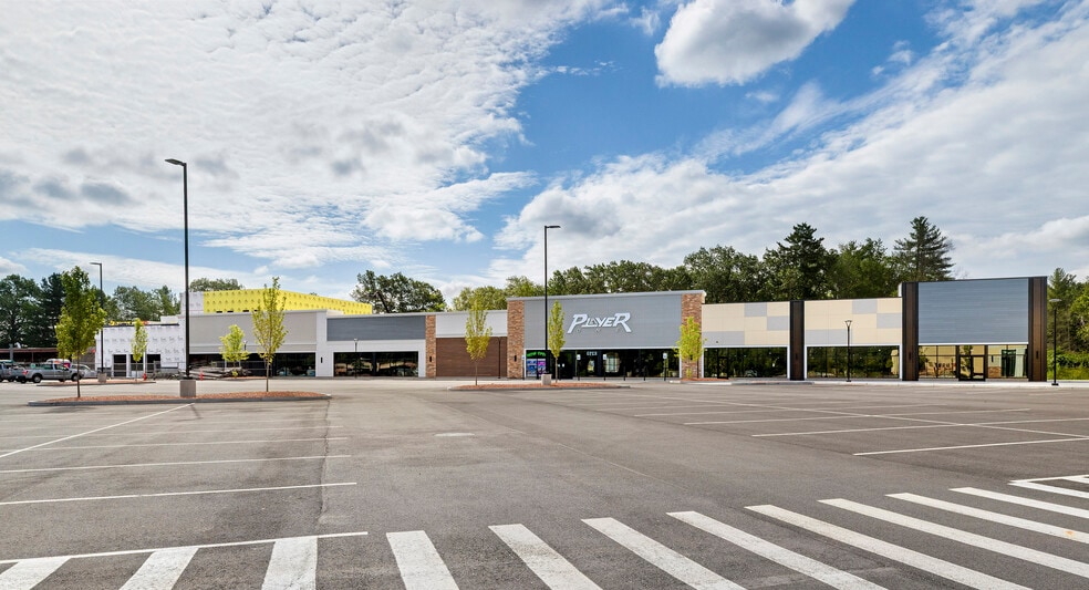 More Photos Of 440 Middlesex Rd, Tyngsborough Unknown For Lease