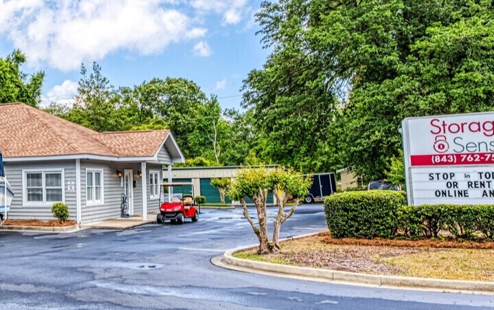 Primary Photo Of 1573 Folly Rd, Charleston Self Storage For Lease