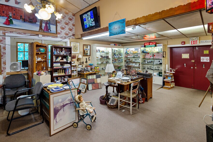 More Photos Of 1 S Main St, Mullica Hill Storefront Retail Office For Sale