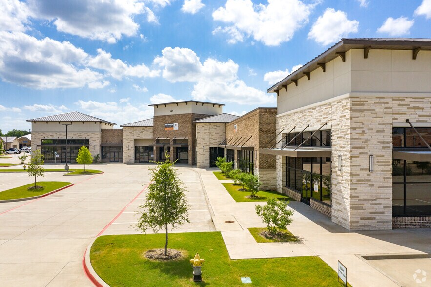 More Photos Of 5855 Preston Rd, Frisco Storefront For Lease