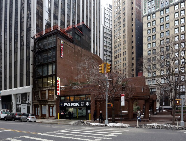 Primary Photo Of 90 Water St, New York Loft Creative Space For Lease