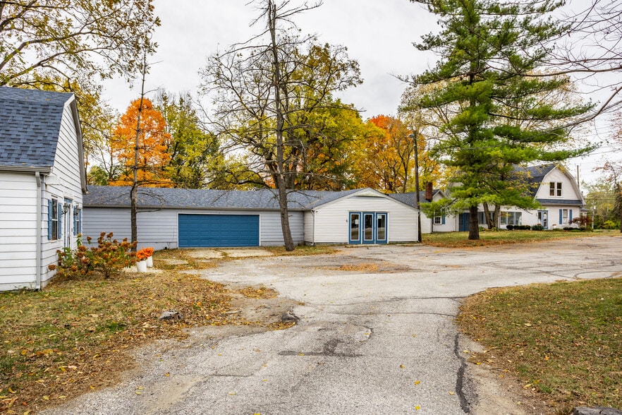 More Photos Of 7507 Michigan Rd, Indianapolis Daycare Center For Sale