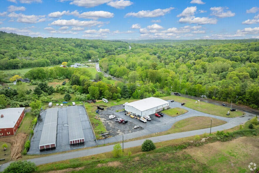 More Photos Of 368 Killingly Rd, Pomfret Center Industrial For Lease