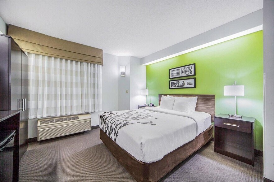 More Photos Of 303 23rd St, Columbus Hotel For Sale