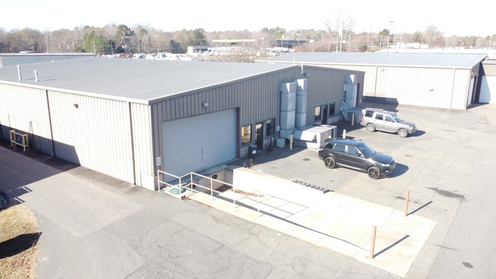 More Photos Of 3607 Gribble Rd, Stallings Warehouse For Lease