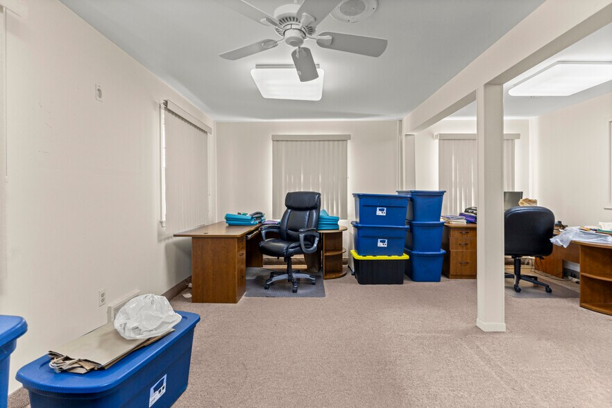 More Photos Of 30401 Utica Rd, Roseville Office For Sale