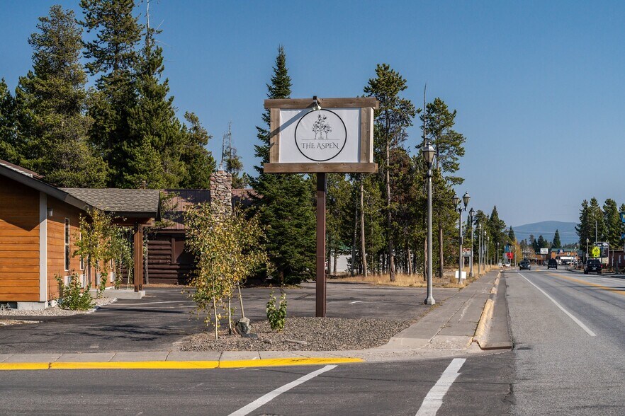 More Photos Of 229 N Hayden St, West Yellowstone Hotel For Sale