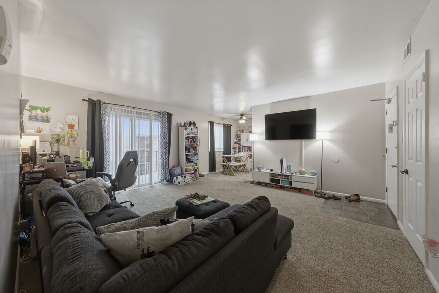 More Photos Of 3403 Lancaster Pike, Wilmington Apartments For Sale