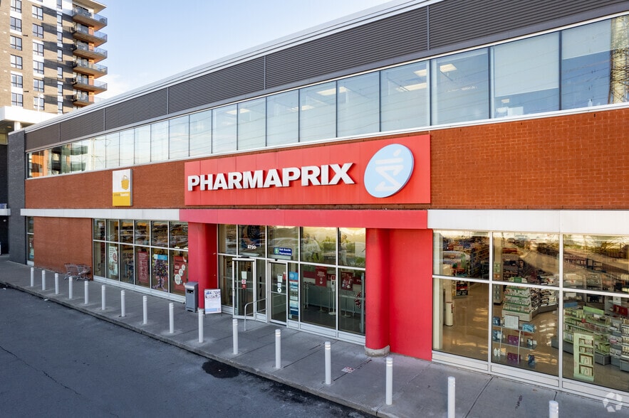 More Photos Of 4720-4750 Rue Jarry E, Saint-leonard Medical For Lease