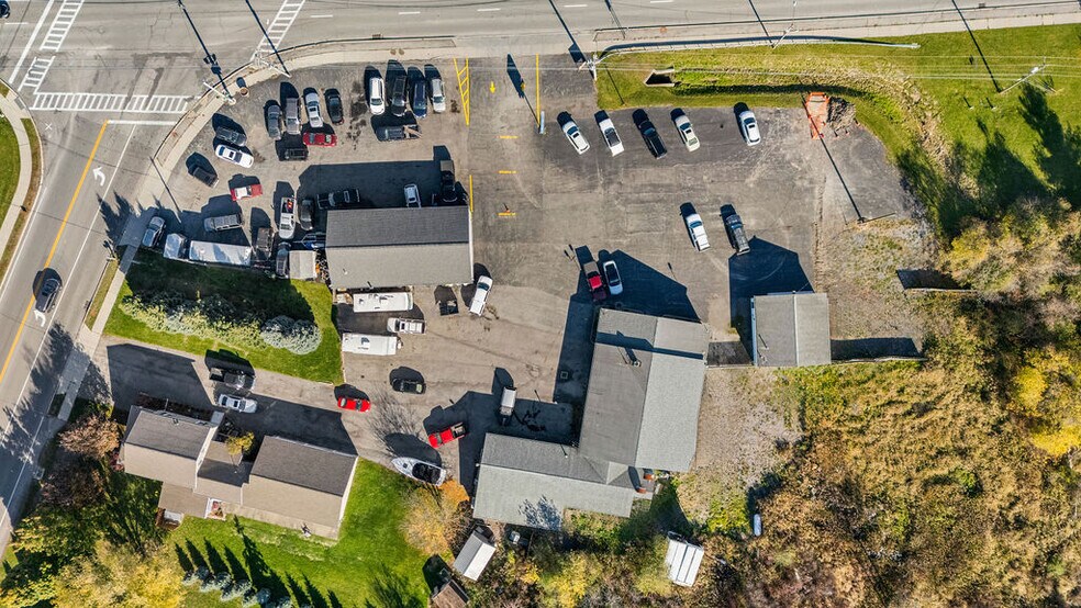 More Photos Of , Niagara Falls Unknown For Sale