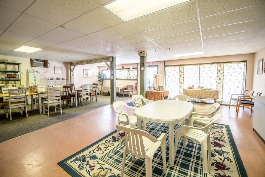 More Photos Of 82 Main St, Pennsburg General Retail For Sale